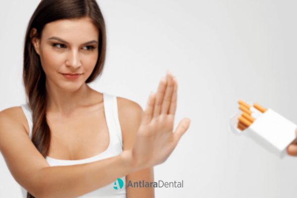 Antalya - Diş implantı tedavisi sonrası sigara ne zaman içilir?
