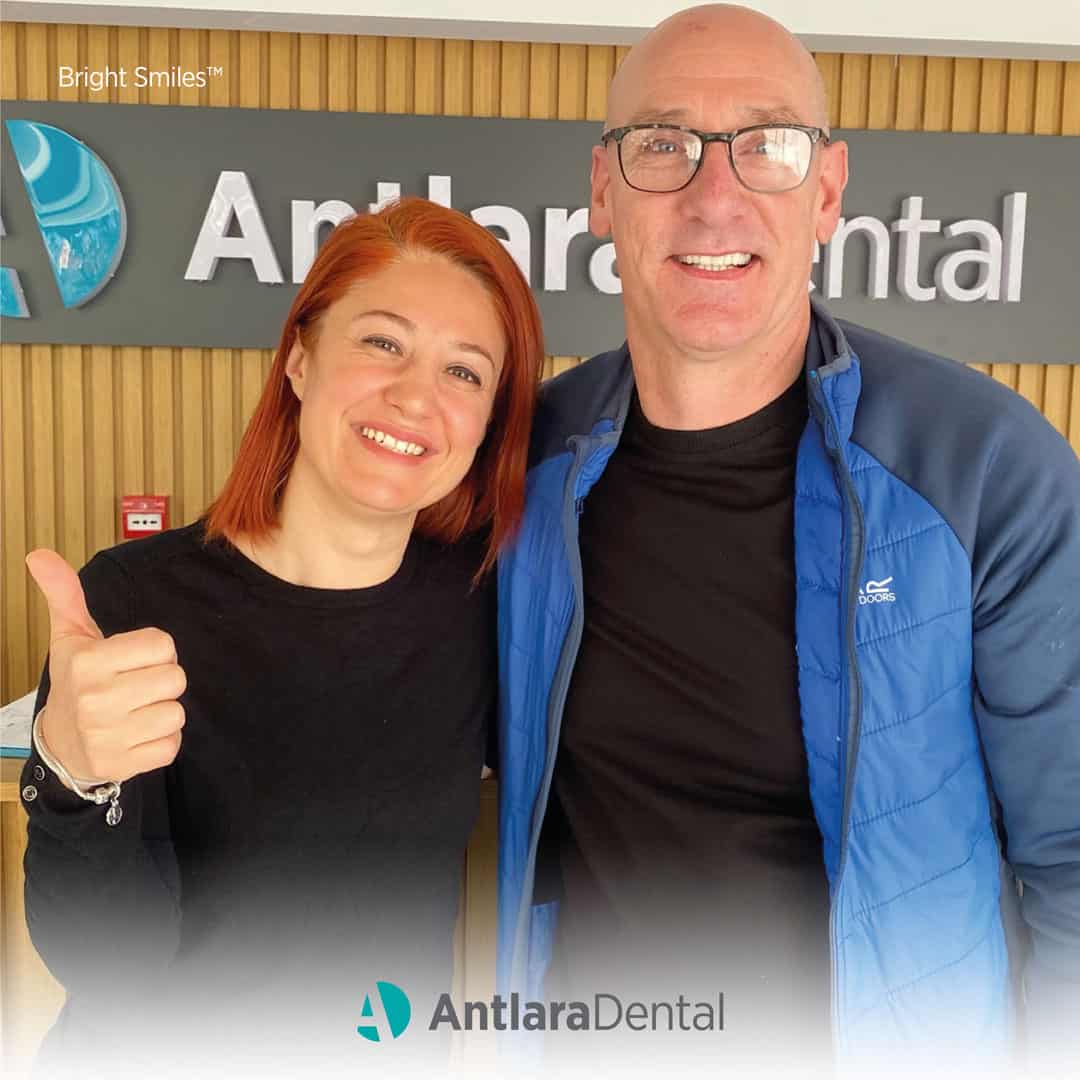 Diş Tartarı Temizliği Sonrası Mutluluk, AntlaraDental Diş Kliniği Antalya