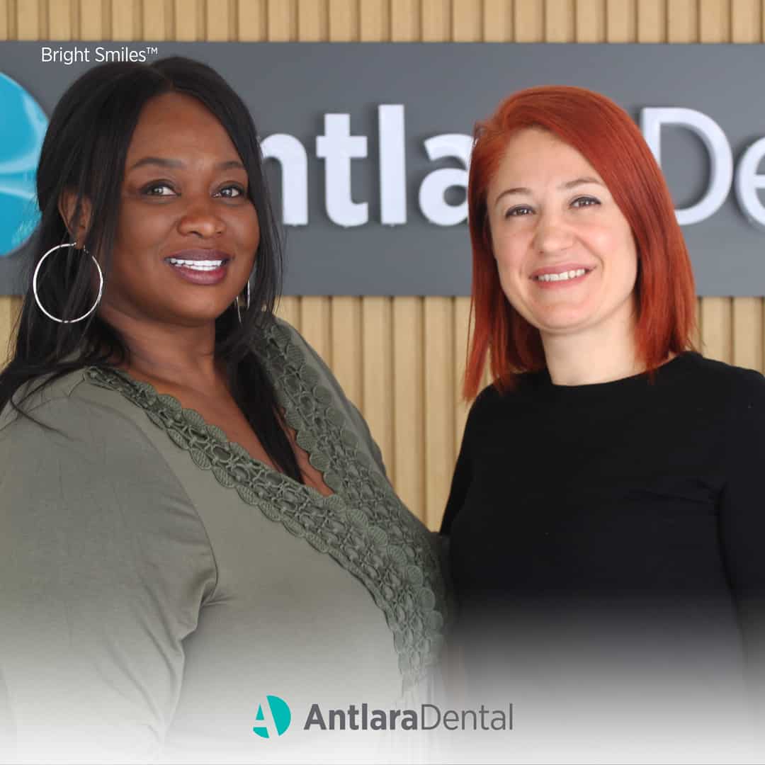 Detaylı Diş Temizliği Sonrası Mutluluk, AntlaraDental Diş Kliniği Antalya