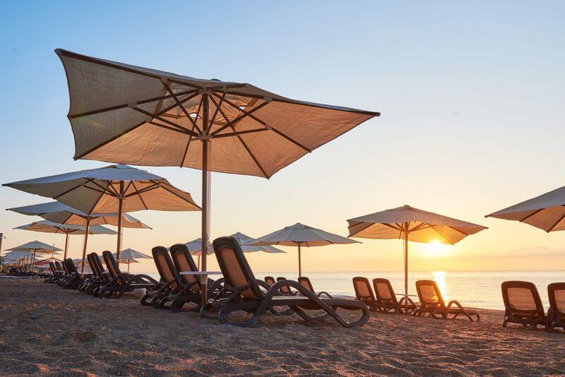 a beautiful beach is in antalya that dental tourism centre